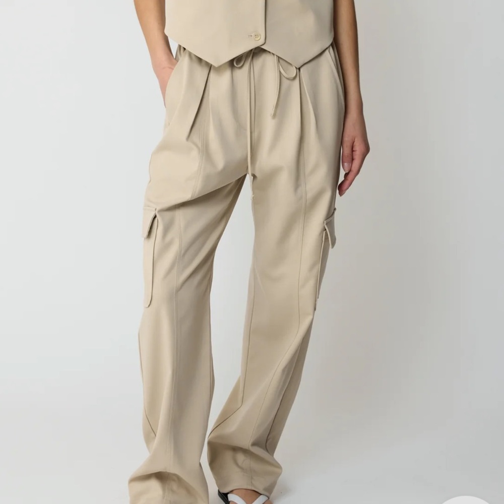 Almina Concept Elastic Ankle Cargo Pants